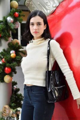 European Big Tits Girl Escorts in Kamla Nagar