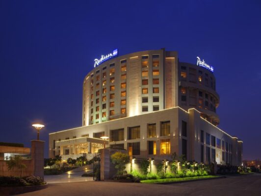 Escorts Near Radisson Blu New Delhi Dwarka